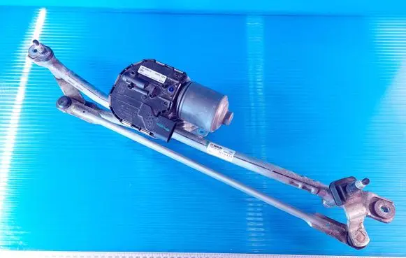 Audi A6 S6 C7 4G Front wiper linkage and motor 4G1955023A