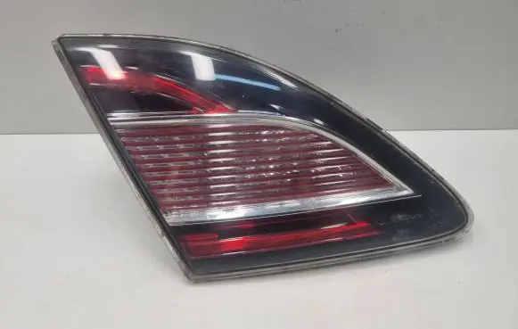 Mazda 6 Tailgate rear/tail lights GS1F513F0