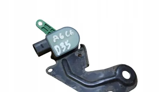 Audi A6 S6 C6 4F Headlight/headlamp level sensor 4F0616571J