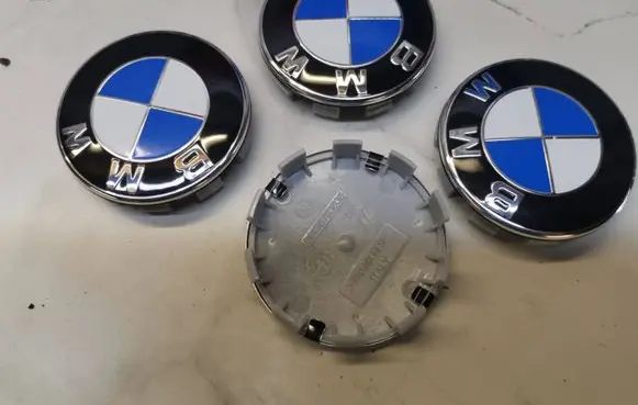 BMW 1 F20 F21 Original wheel cap 36136783536