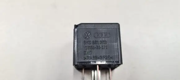 Audi A6 S6 C6 4F Other relay 8K0951253