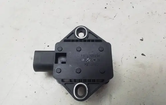 Audi A6 S6 C4 4A ESP acceleration yaw rate sensor 8E0907637A 0265005245 0023423