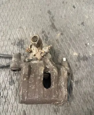 Volvo C30 Rear brake caliper
