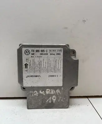 Volkswagen Touran I Airbag control unit/module 1T0909605C 5WK43518