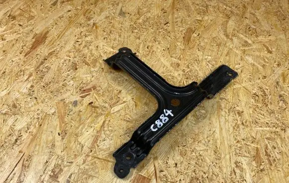 Opel Insignia B Battery bracket 84213684