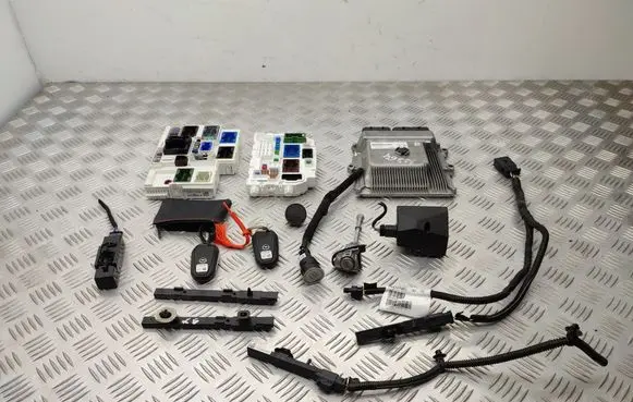 Engine ECU kit and lock set