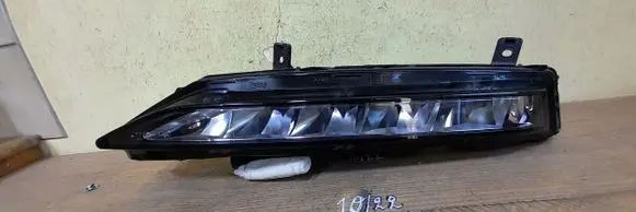 Skoda Superb B8 (3V) LED Daytime headlight 056468168