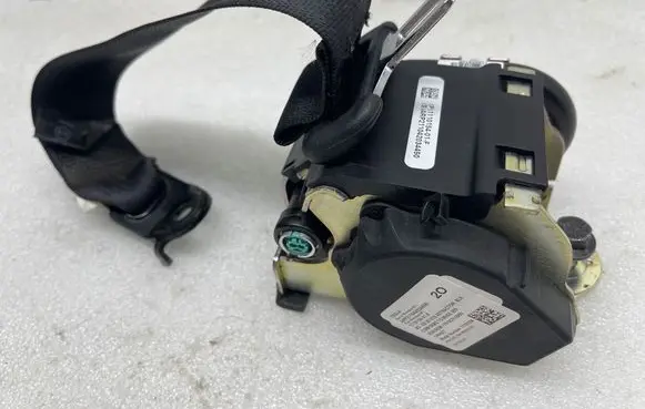 Tesla Model 3 Rear seatbelt 111015401F ARP211042034450