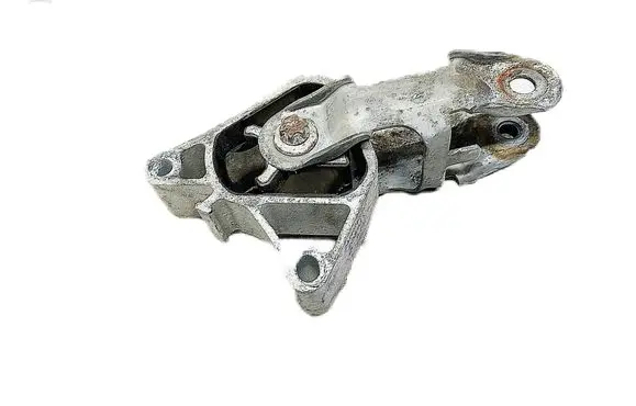 Mercedes-Benz A W176 Engine mount bracket A2462406809