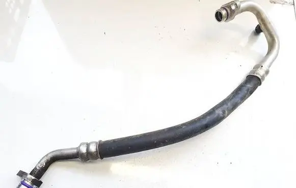 Air conditioning (A/C) pipe/hose
