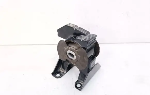 Nissan Leaf I (ZE0) Engine mount bracket