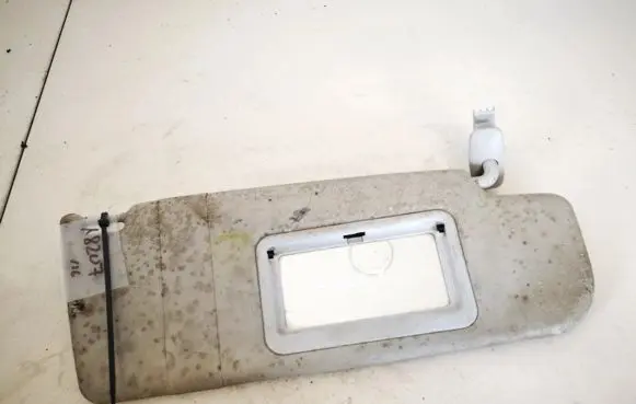 Skoda Octavia Mk1 (1U) Sun visor 8l0857552