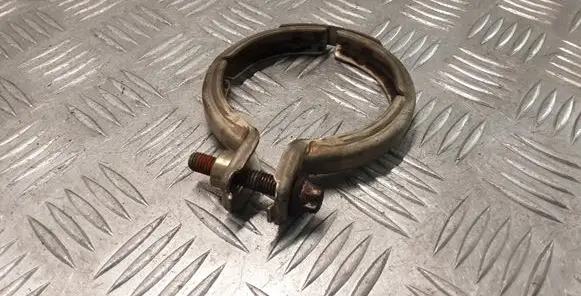 Mercedes-Benz R W251 Muffler pipe connector clamp 