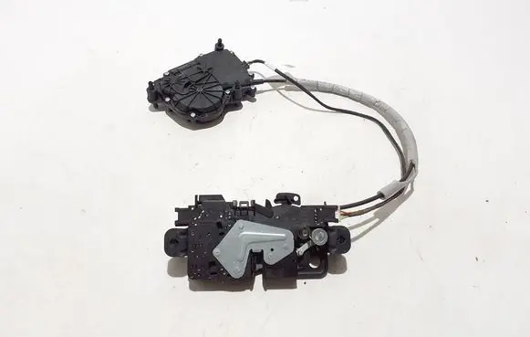 BMW 4 G22 G23 G24 G26 Loading door lock 7430626