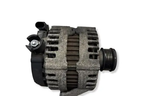 Volvo XC60 Generator/alternator 0121715008