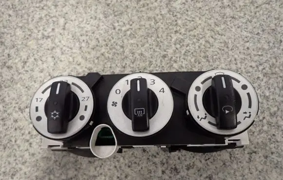 Mitsubishi Colt Other switches/knobs/shifts