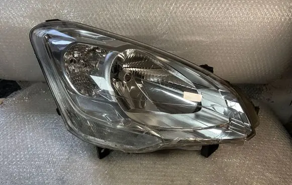 Citroen Berlingo Headlight/headlamp 89318045