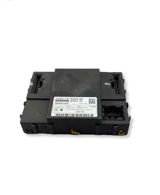 Nissan Pathfinder R51 Comfort/convenience module 284B2EB300 DB01752 5WK48935