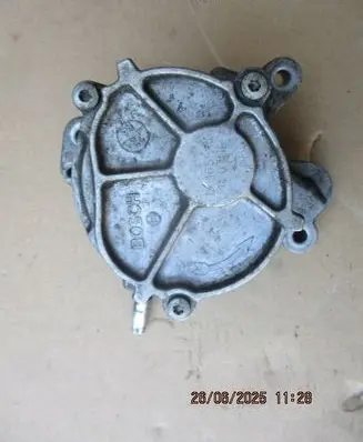 Volvo S40 Vacuum pump D1651D