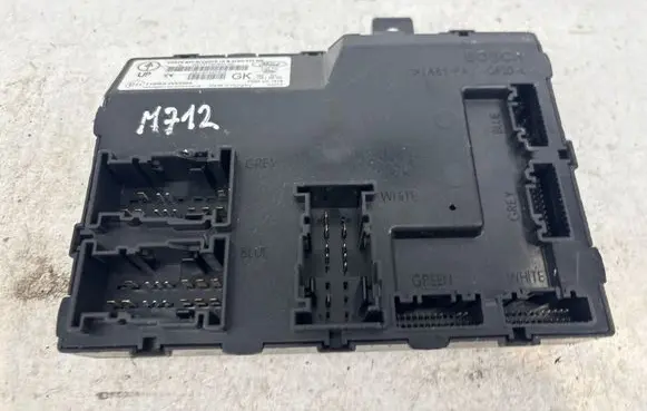 Ford B-MAX Door central lock control unit/module AV1T15K600GK 030797443402 116RA000084