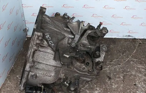 Mazda CX-5 Manual 6 speed gearbox D6050 4TH0620073