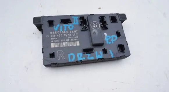 Mercedes-Benz Vito Viano W639 Door control unit/module 6398200326