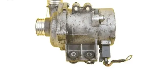 BMW 3 E90 E91 Water pump 70285120 N52B25A N52B25AF
