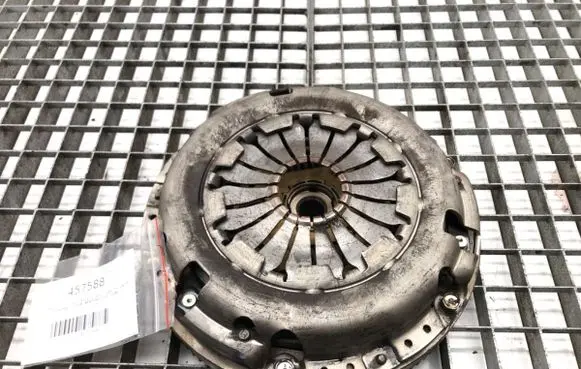 Dacia Duster II Clutch set kit 301011769R
