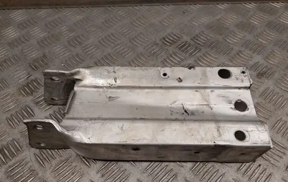 Mercedes-Benz CLS C218 X218 Front bumper shock/impact absorber A2126200895