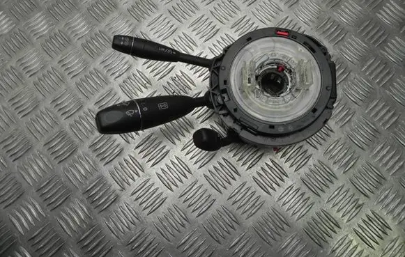 Multifunctional control switch/knob