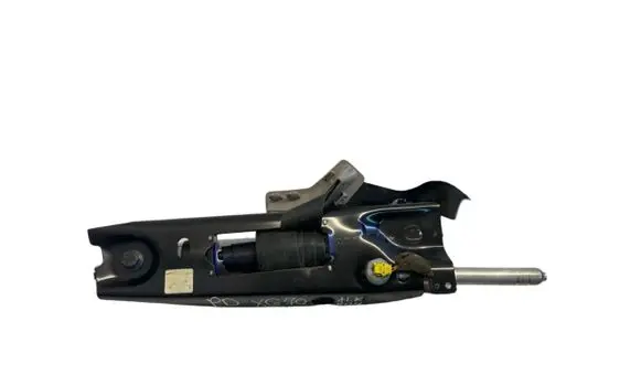 Volvo XC70 Front seatbelt 39818796 6069365L0G