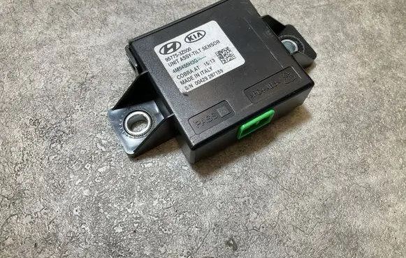 Hyundai i40 Yaw turn rate sensor 957753Z000 00429287159 4M5455H3G