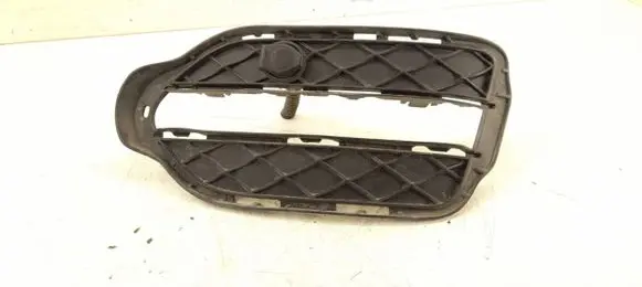 Mercedes-Benz GLK (X204) Front bumper lower grill 2048857123 A2048857123