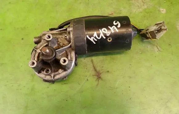 Mercedes-Benz Sprinter W901 W902 W903 W904 Wiper motor 0390241345