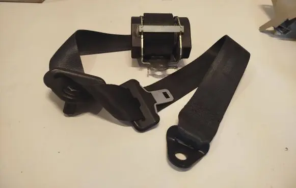 Renault Kangoo II Front seatbelt 8200448753 6466481