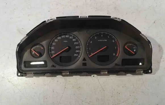 Speedometer (instrument cluster)