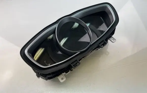 Volvo S90, V90 Speedometer (instrument cluster) 31394177
