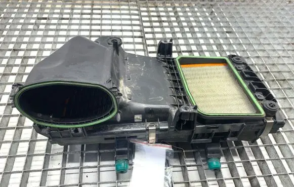Mercedes-Benz GLE W167 Air filter box A6540902501