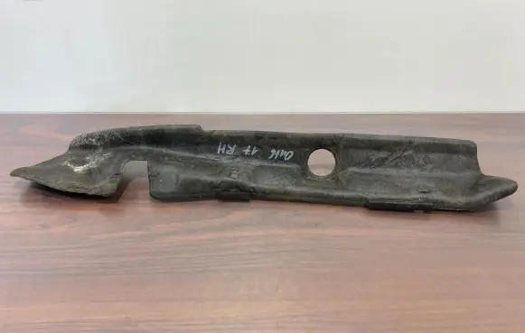 Subaru Outback (BS) Fender foam support/seal 