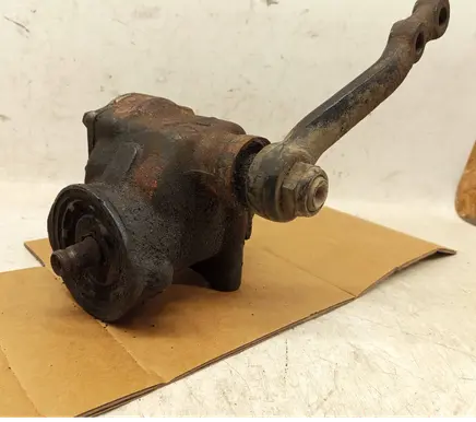 Mercedes-Benz COMPAKT W115 Steering rack 6084610101 1154601901 1154602101