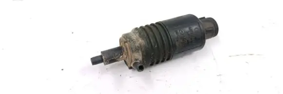 Audi A4 S4 B5 8D Windscreen/windshield washer pump 4A0955651