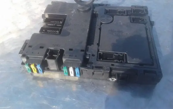 Peugeot 206 Comfort/convenience module 9626460880
