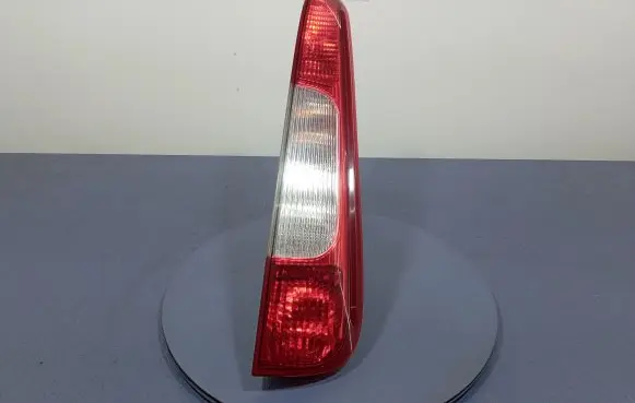 Ford Focus C-MAX Rear/tail lights 3M51-13A602-AA