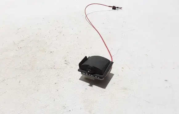 Fuel tank cap lock