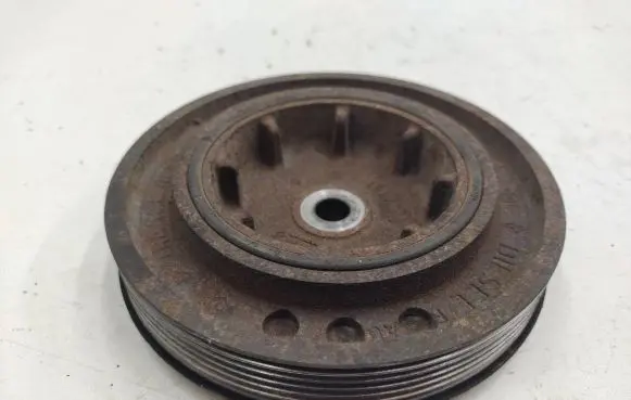 Volvo S40, V40 Crankshaft pulley