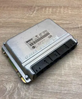 Nissan Almera Tino Engine control unit/module ECU 237104U116 0281011236