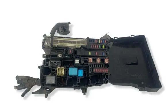 Toyota Corolla E140 E150 Fuse box set 8266212270