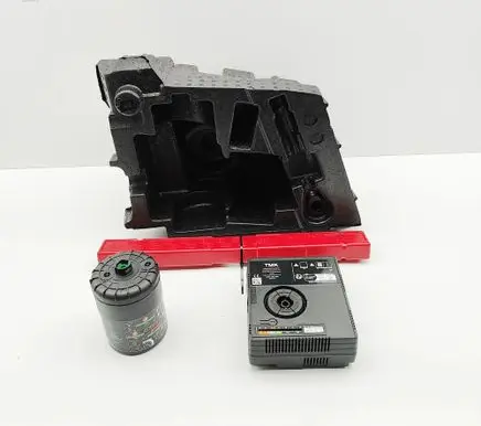 BMW XM Other trunk/boot trim element 1543874 6898012