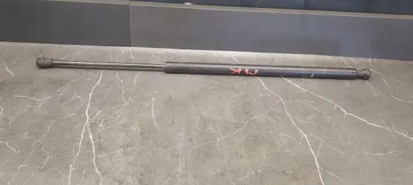 Peugeot 607 Tailgate strut 9643926480
