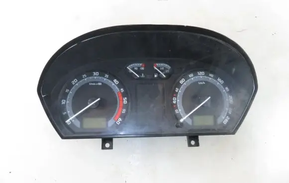 Skoda Fabia Mk1 (6Y) Speedometer (instrument cluster) 6Y0920882D